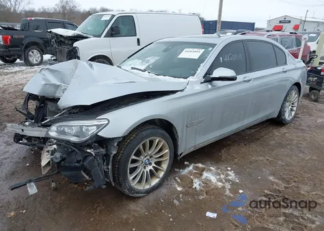 2015 BMW 740Li xDrive z USA, uszkodzony, nr VIN WBAYF4C52FGS99021